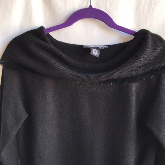 Norton McNaughton Petites black acrylic fur-trimmed sweater, size PS - Picture 2 of 7